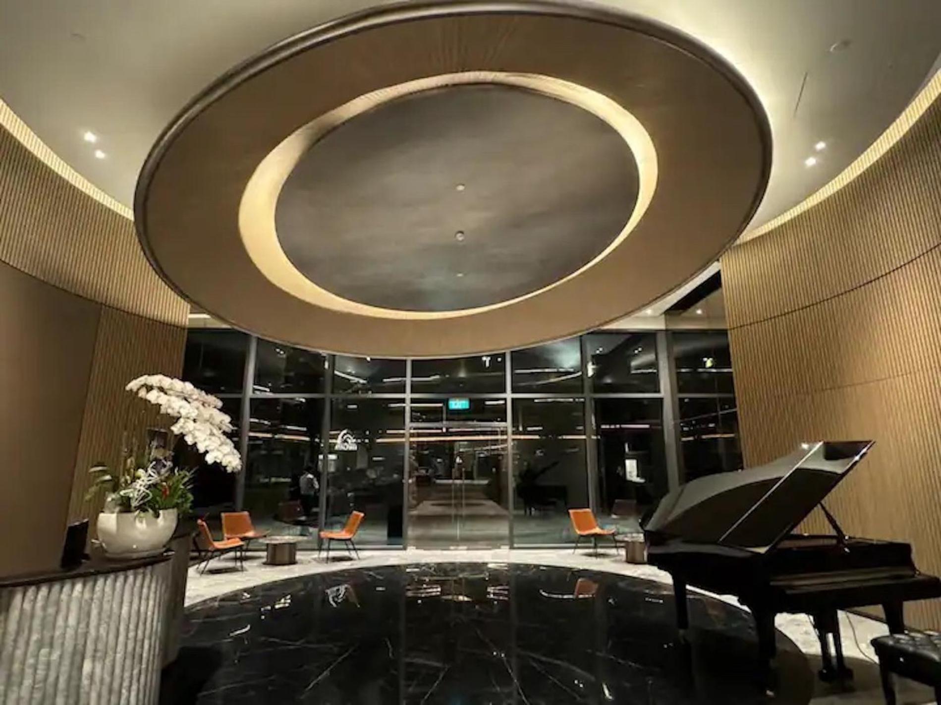 Zo Apartment Opera, Crest, Galleria -Central Saigon -Free Pool-Gym-Sauna Room-Yoga Room Cidade de Ho Chi Minh Exterior foto