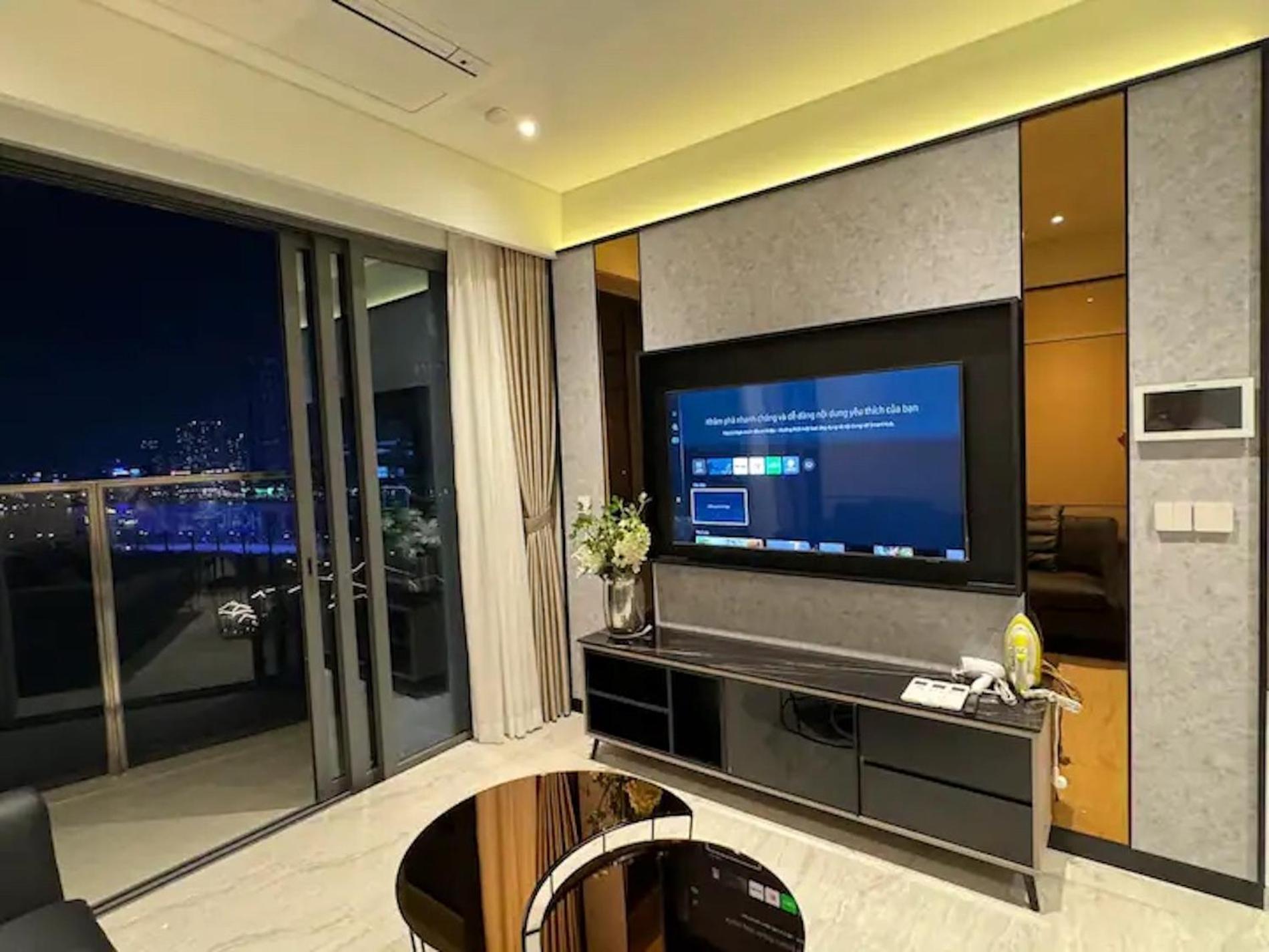 Zo Apartment Opera, Crest, Galleria -Central Saigon -Free Pool-Gym-Sauna Room-Yoga Room Cidade de Ho Chi Minh Exterior foto