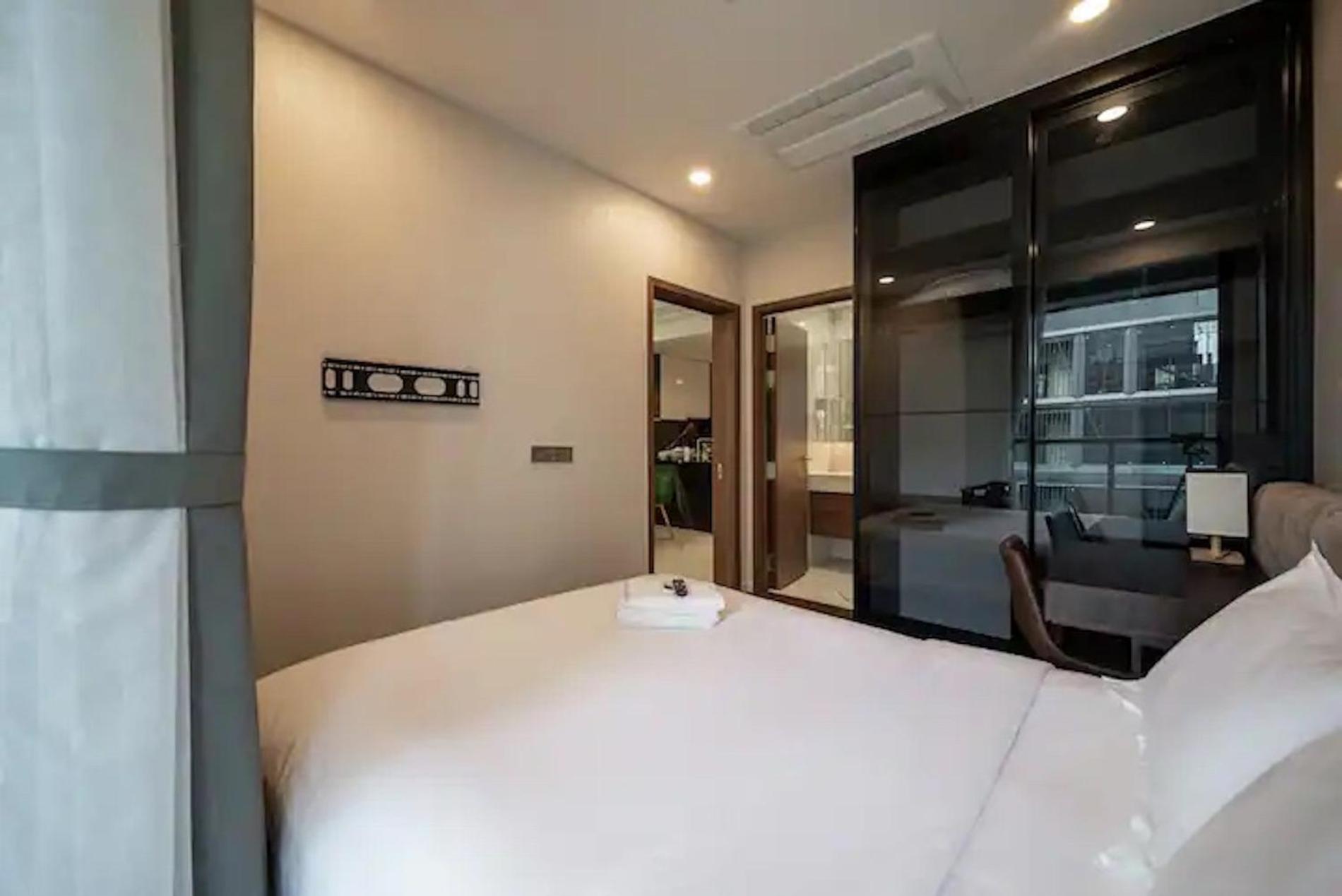 Zo Apartment Opera, Crest, Galleria -Central Saigon -Free Pool-Gym-Sauna Room-Yoga Room Cidade de Ho Chi Minh Exterior foto
